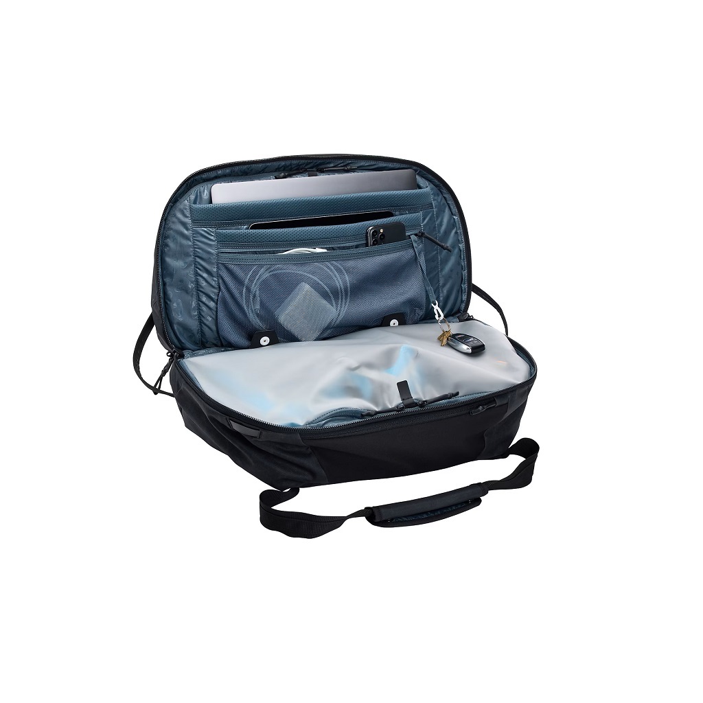 Thule Aion putna torba 35 L crna