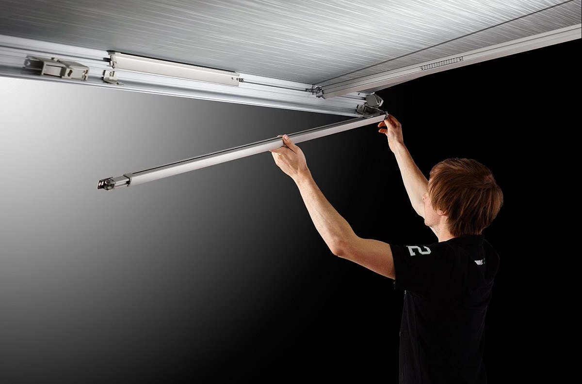 Thule Omnistor Tenda 5200 - 3x2,5m, kućište antracit, tkanina mystic-grey